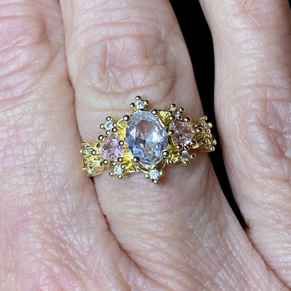 Ring- Gold Tone Ring with White (Clear) and Pink Rhinestones in Size 8 - Picture 6 of 6